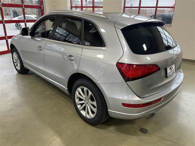 Used 2015 Audi Q5 2.0T Premium Plus w/ Technology Package image 5