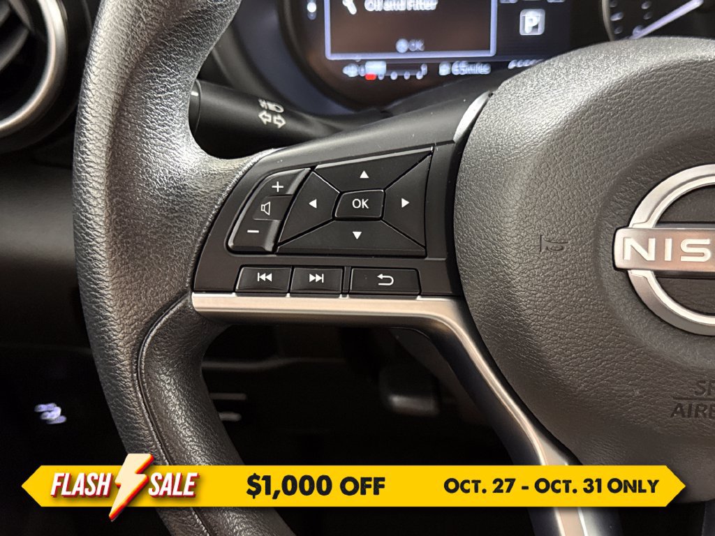 Used 2024 Nissan Kicks SV w/ Interior Electronics Package FWD image 15