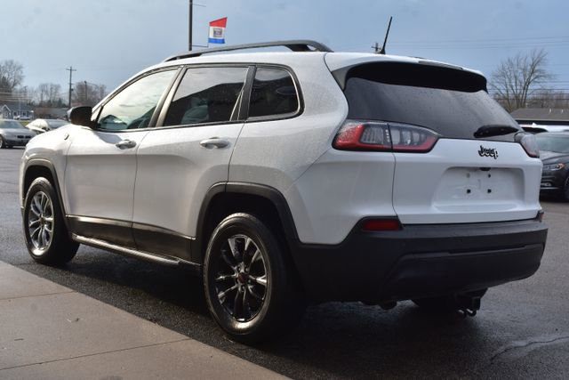 Used 2019 Jeep Cherokee Latitude Plus image 12