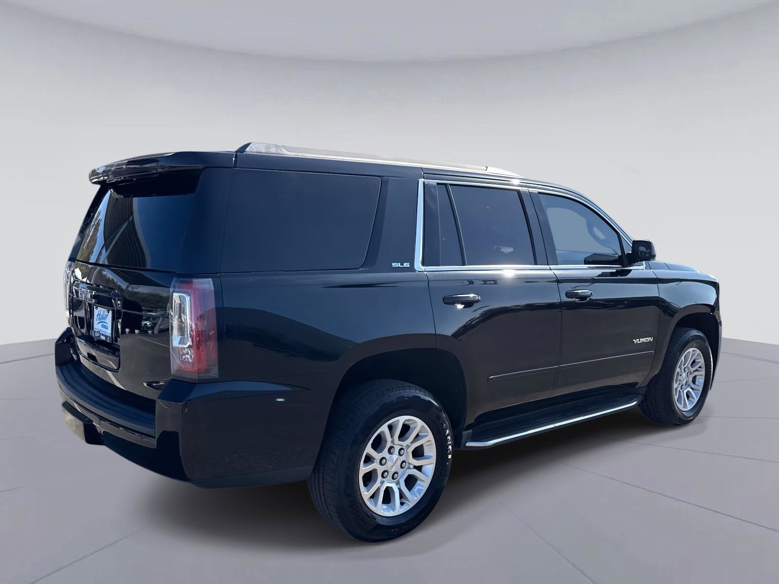 Used 2018 GMC Yukon SLE w/ Convenience Package image 4