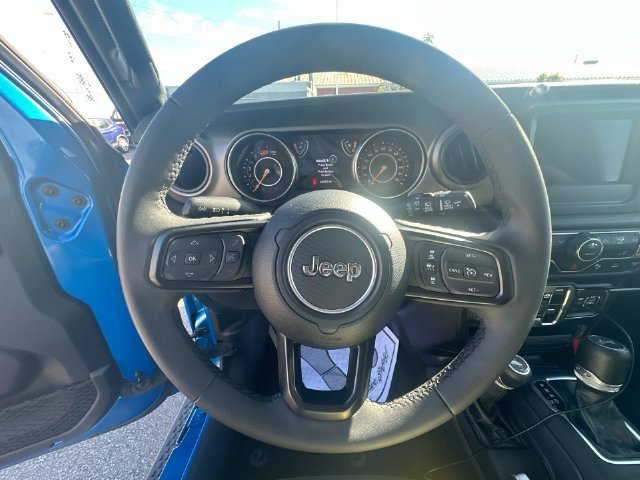 Used 2023 Jeep Wrangler Unlimited Sport AWD/4WD image 17