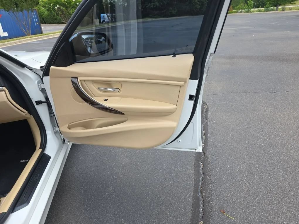 Used 2015 BMW 328i Sedan RWD image 45