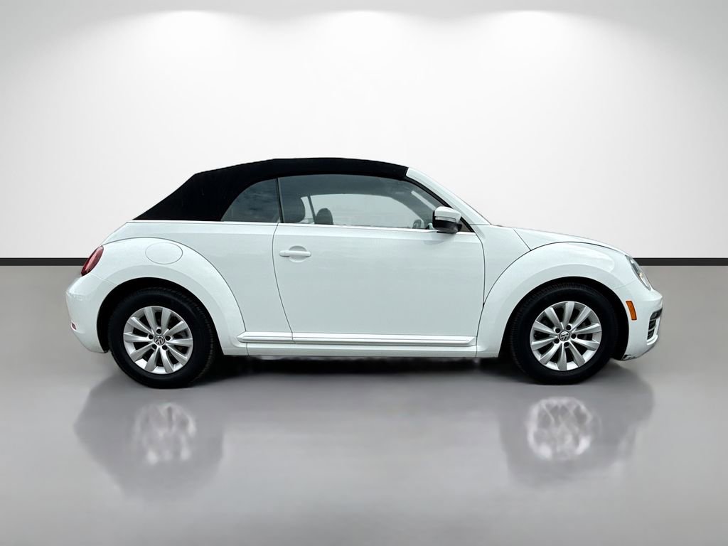 Used 2019 Volkswagen Beetle 2.0T S FWD image 2
