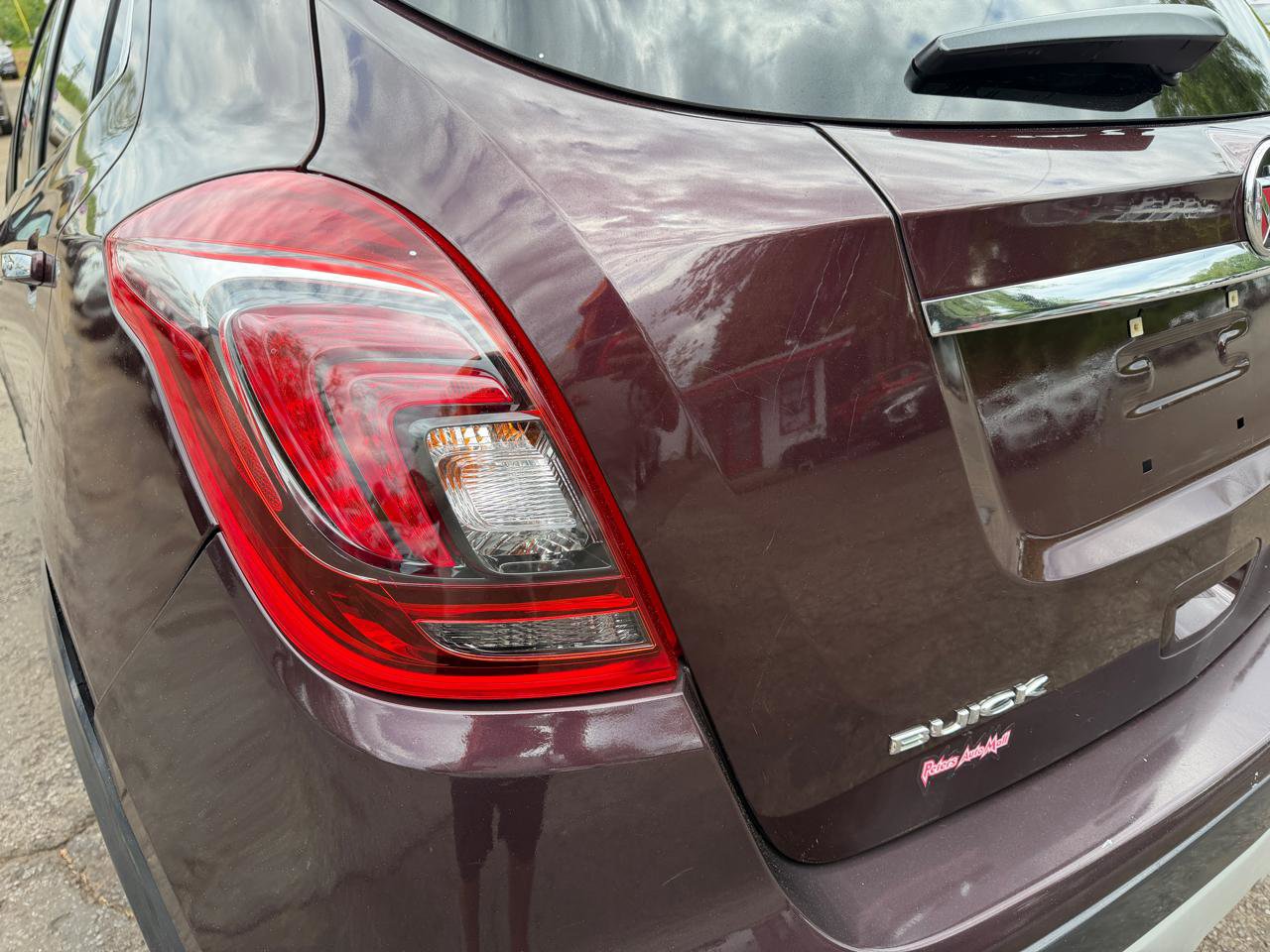 Used 2018 Buick Encore Sport Touring w/ Safety Package FWD image 10