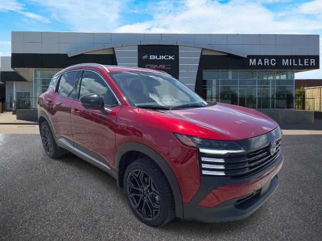 Used 2026 Nissan Kicks SR w/ SR Premium Package AWD/4WD image 1
