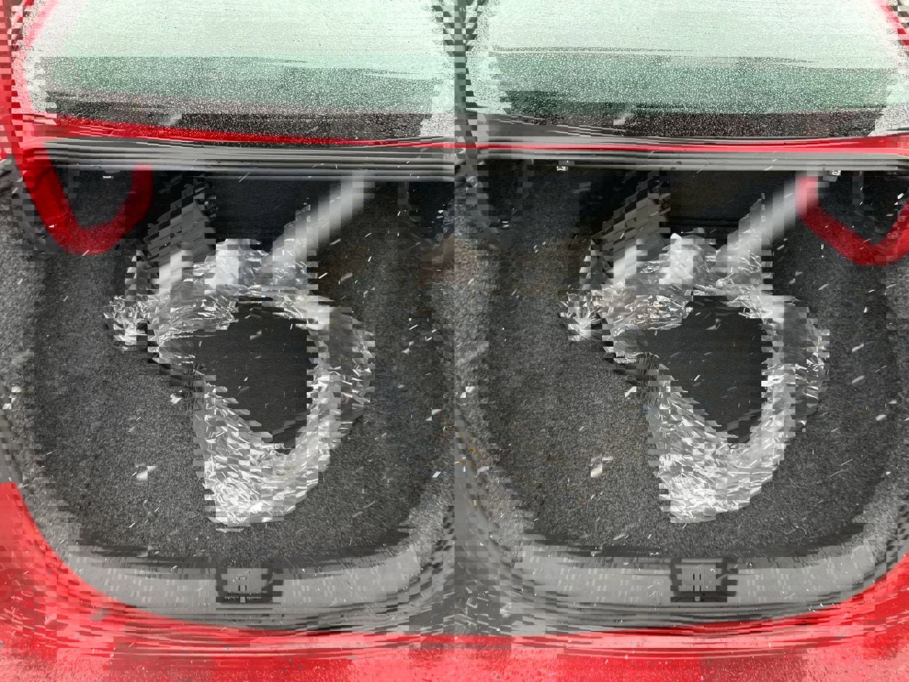 Used 2025 Volkswagen Jetta GLI Autobahn image 40