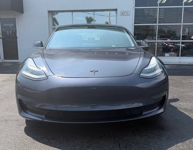 Used 2020 Tesla Model 3 Standard Range Plus RWD image 8