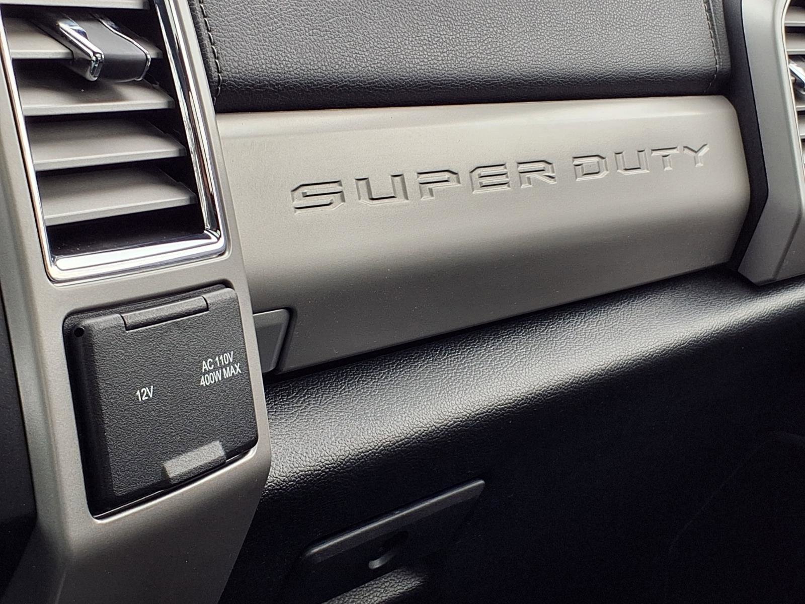 Used 2017 Ford F250 Lariat w/ Lariat Ultimate Package image 16