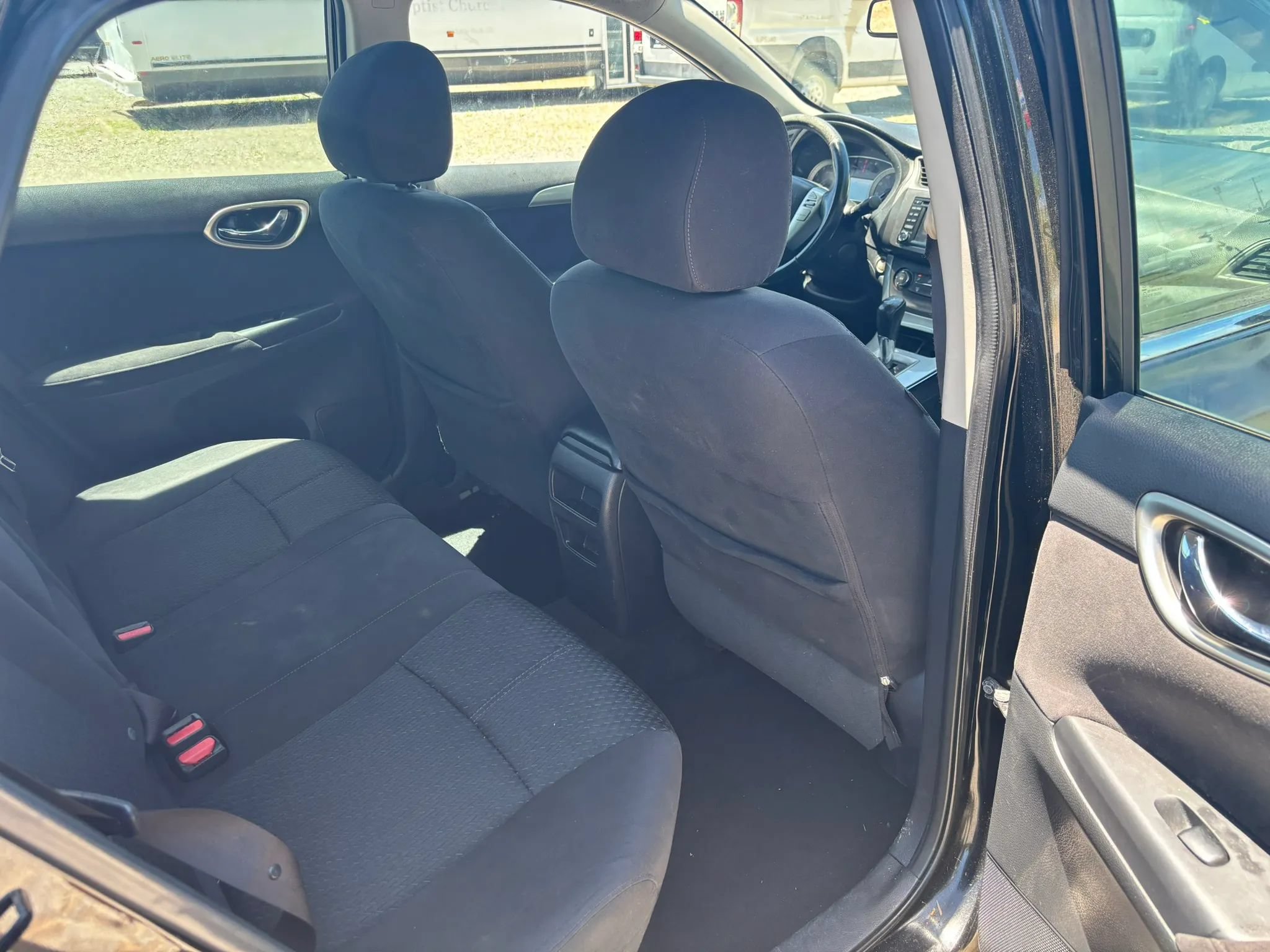 Used 2014 Nissan Sentra SR w/ Premium Package FWD image 15