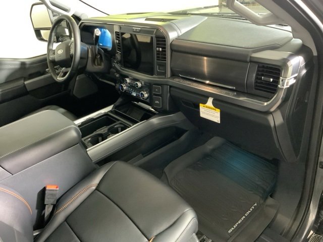 New 2025 Ford F250 Lariat w/ Lariat Ultimate Package image 40