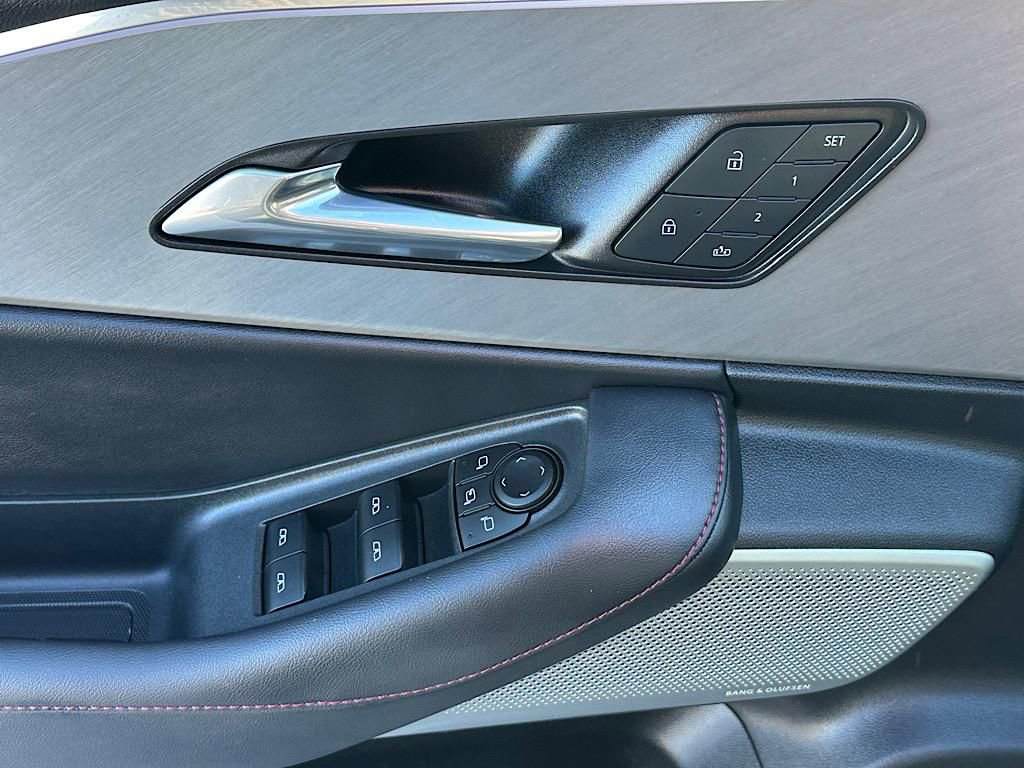 Certified 2024 Acura ZDX A-Spec image 22