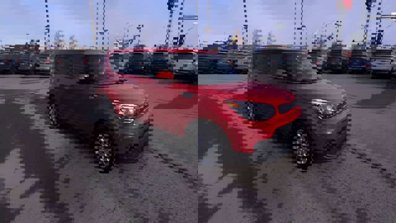 Used 2019 Kia Soul image 2