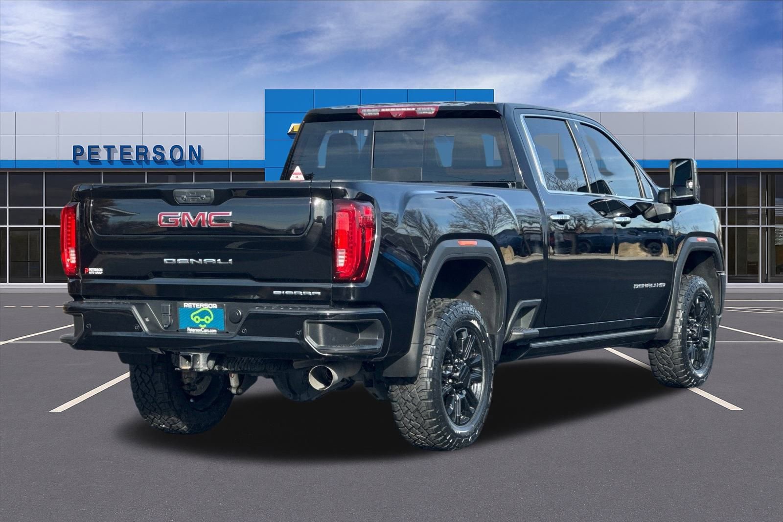 Certified 2023 GMC Sierra 3500 Denali w/ Denali Black Diamond Edition image 4
