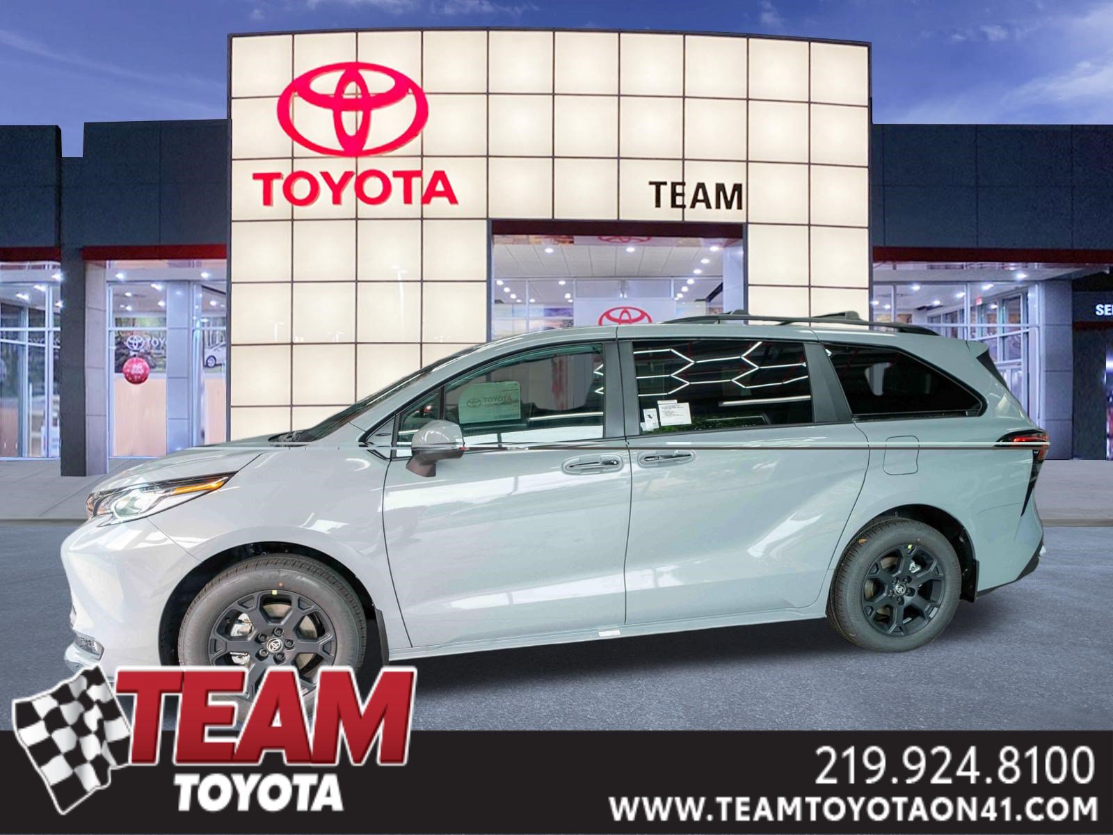 New 2026 Toyota Sienna XLE Woodland Edition