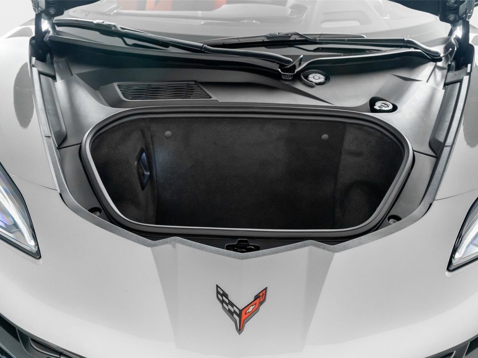 Used 2023 Chevrolet Corvette Z06 w/ Z07 Performance Package RWD image 49