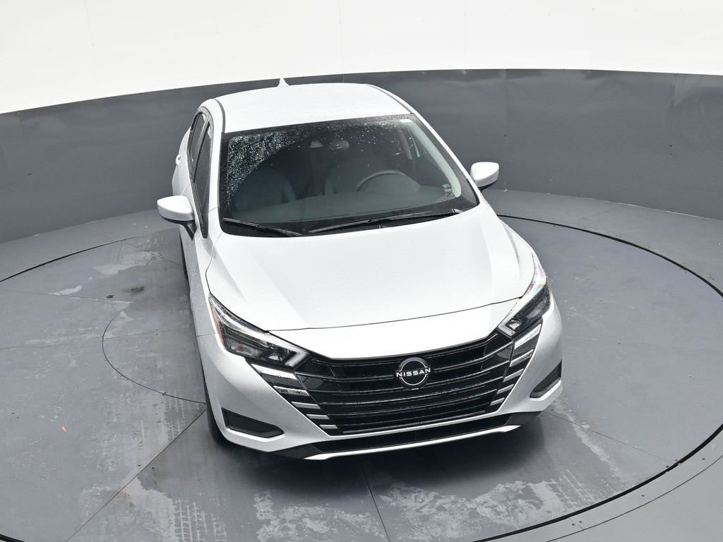 Used 2025 Nissan Versa SV w/ Trunk Package image 15