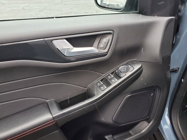 Used 2023 Ford Escape ST-Line image 10