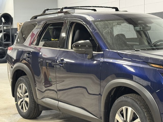 New 2026 Nissan Pathfinder SL image 4