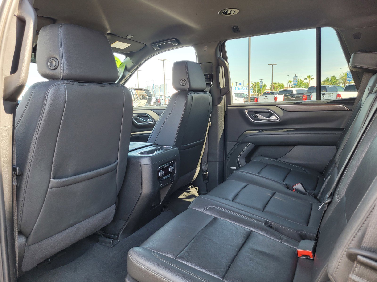 Used 2024 Chevrolet Tahoe LT RWD image 14