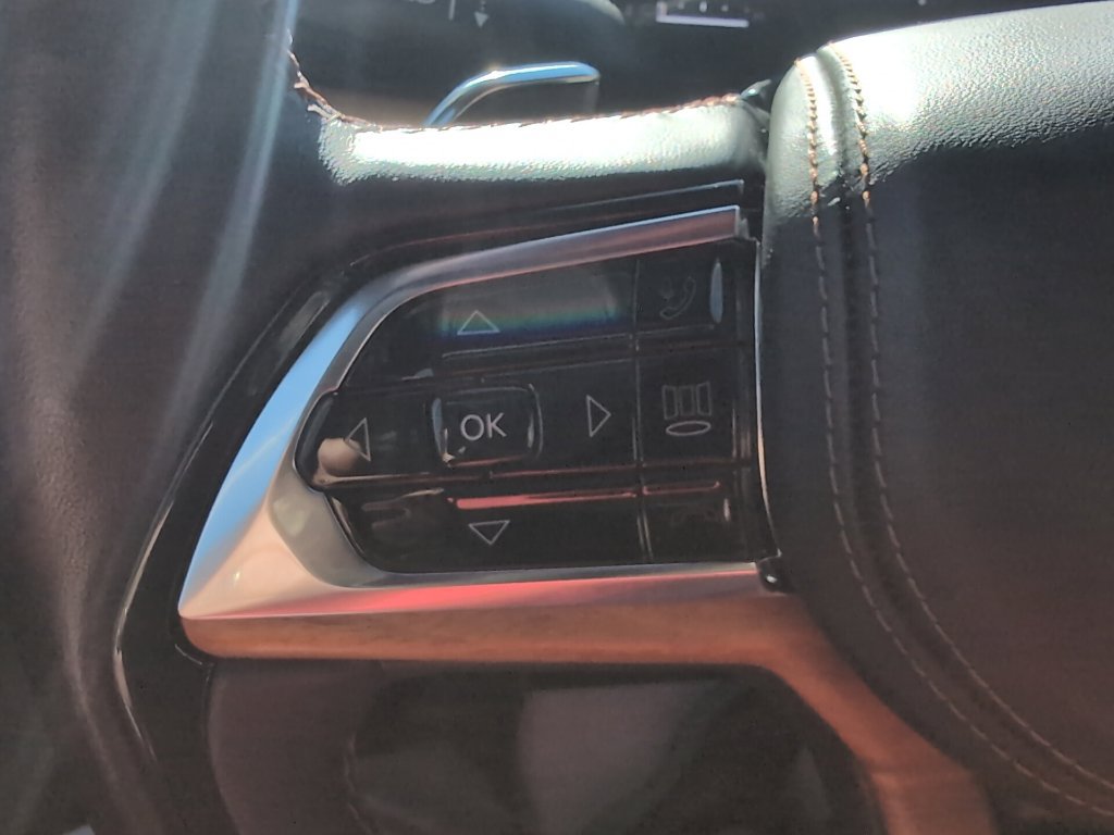Used 2022 Jeep Grand Cherokee Summit AWD/4WD image 21