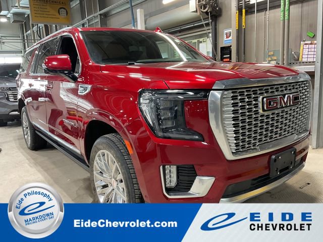 Used 2023 GMC Yukon XL Denali w/ Advanced Technology Package AWD/4WD image 1