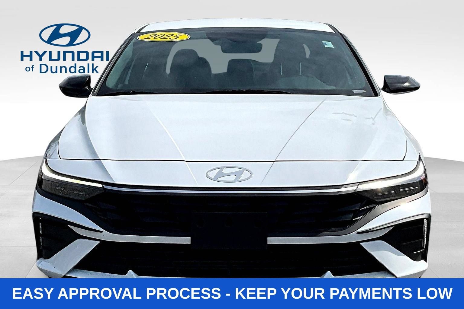 Used 2025 Hyundai Elantra Sport FWD image 2