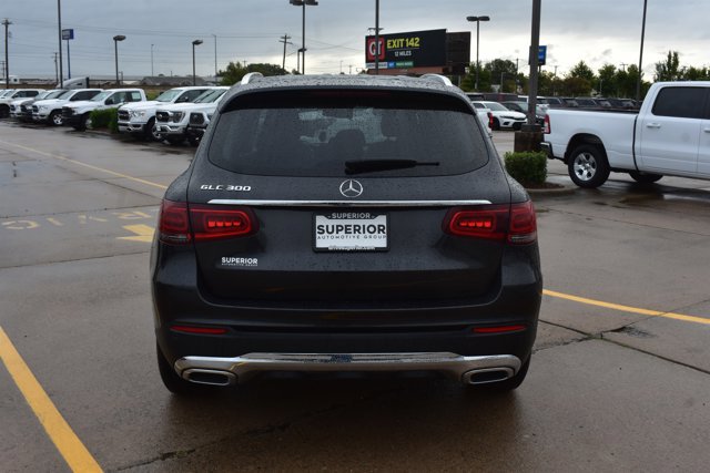 Used 2022 Mercedes-Benz GLC 300 image 6