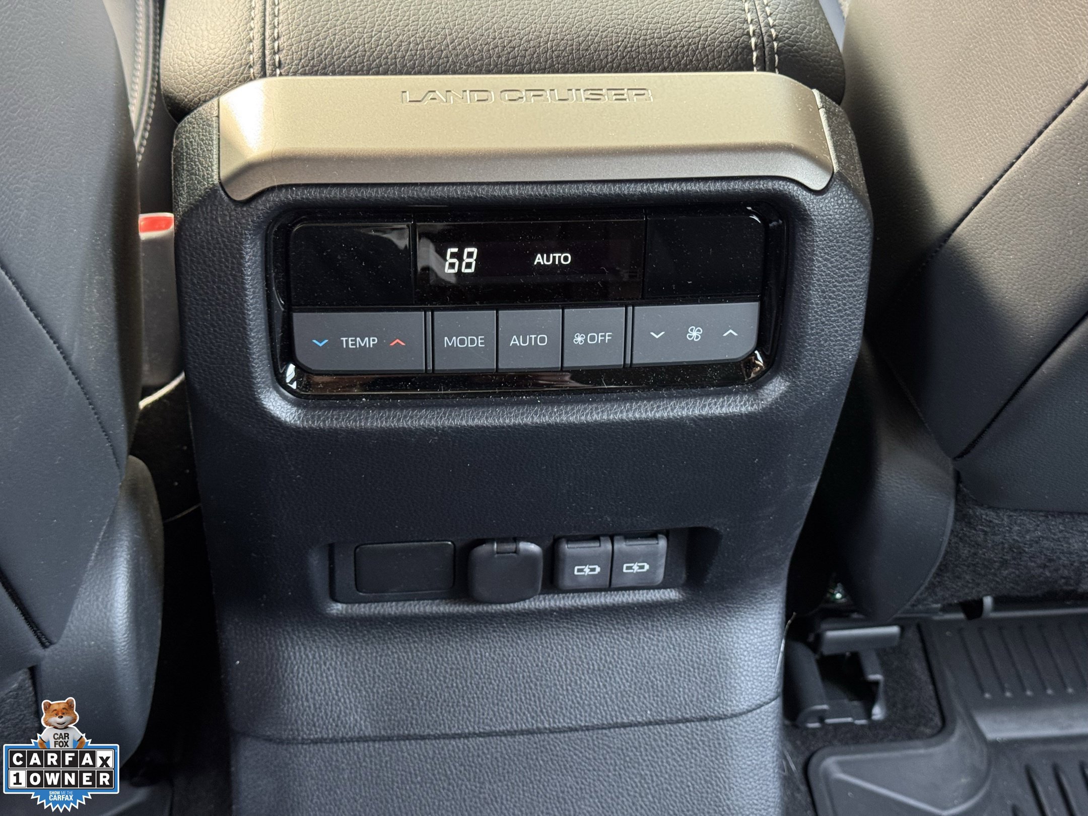 Used 2025 Toyota Land Cruiser w/ Premium Package AWD/4WD image 28
