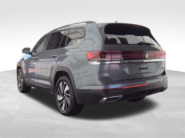 Used 2025 Volkswagen Atlas SE AWD/4WD image 8