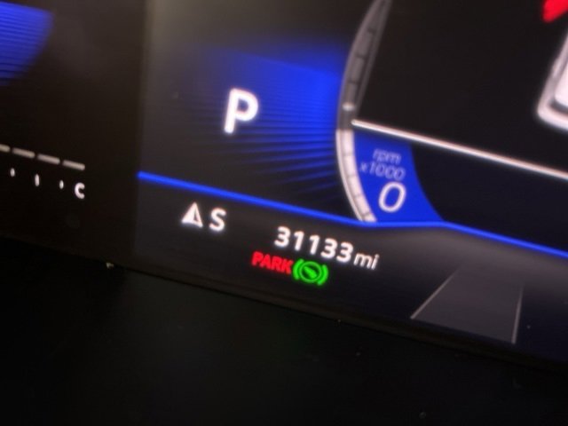 Used 2022 Volkswagen Tiguan SE w/ Panoramic Sunroof Package image 34