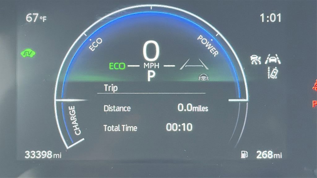 Used 2024 Toyota Corolla Cross XSE image 14