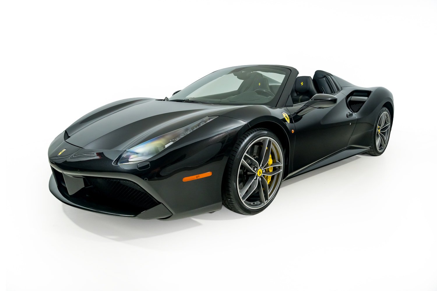 Certified 2017 Ferrari 488 Spider RWD image 14