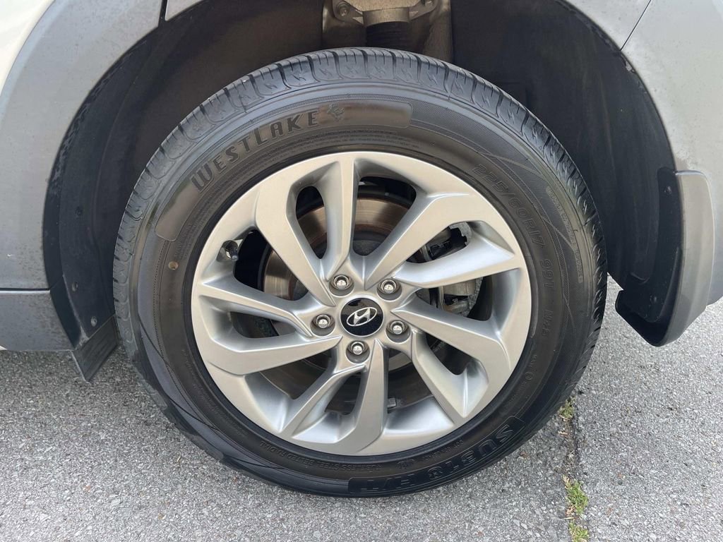 Used 2018 Hyundai Tucson SEL w/ Cargo Package FWD image 11