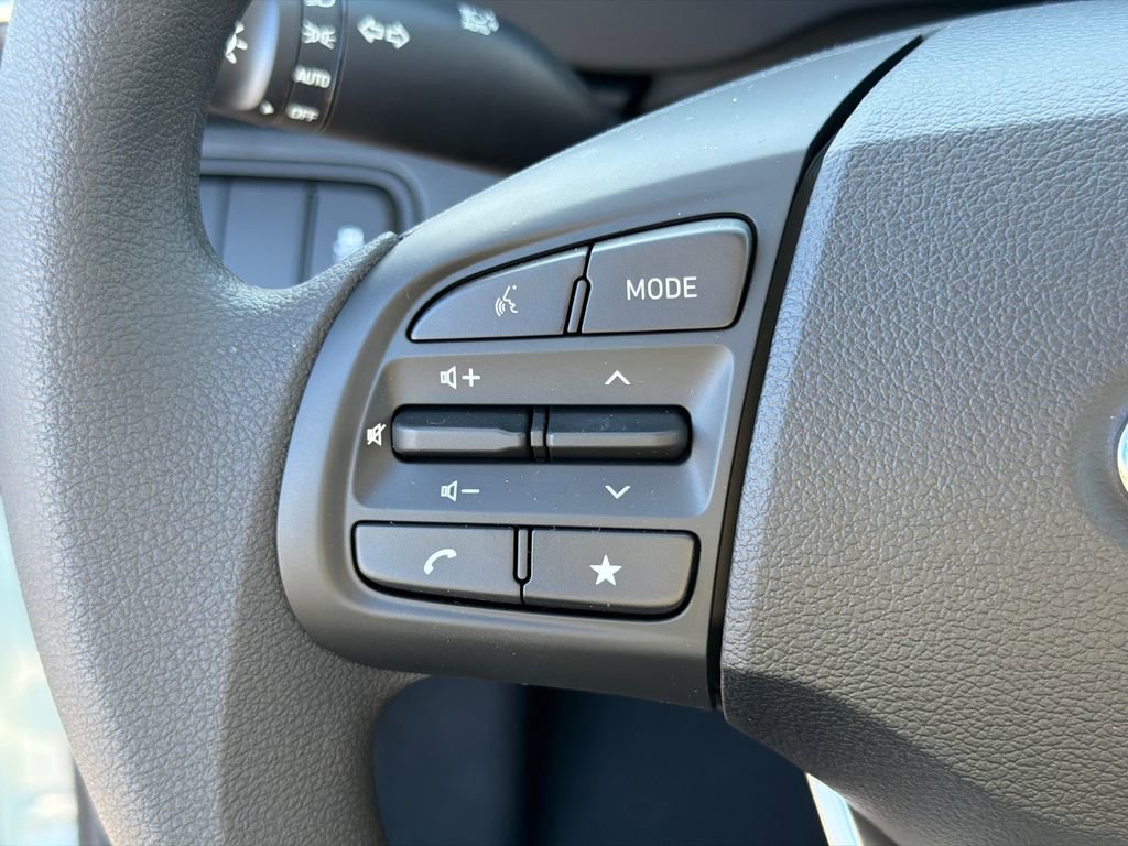 New 2026 Hyundai Venue SE image 24