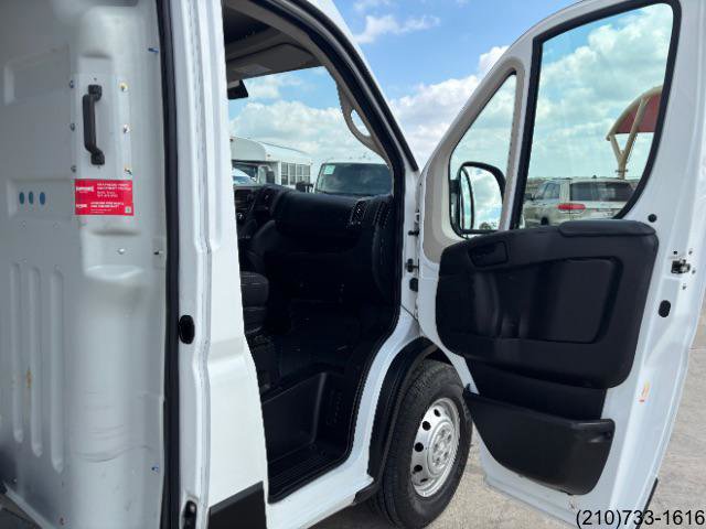 Used 2020 RAM ProMaster 2500 w/ Premium Appearance Group image 27