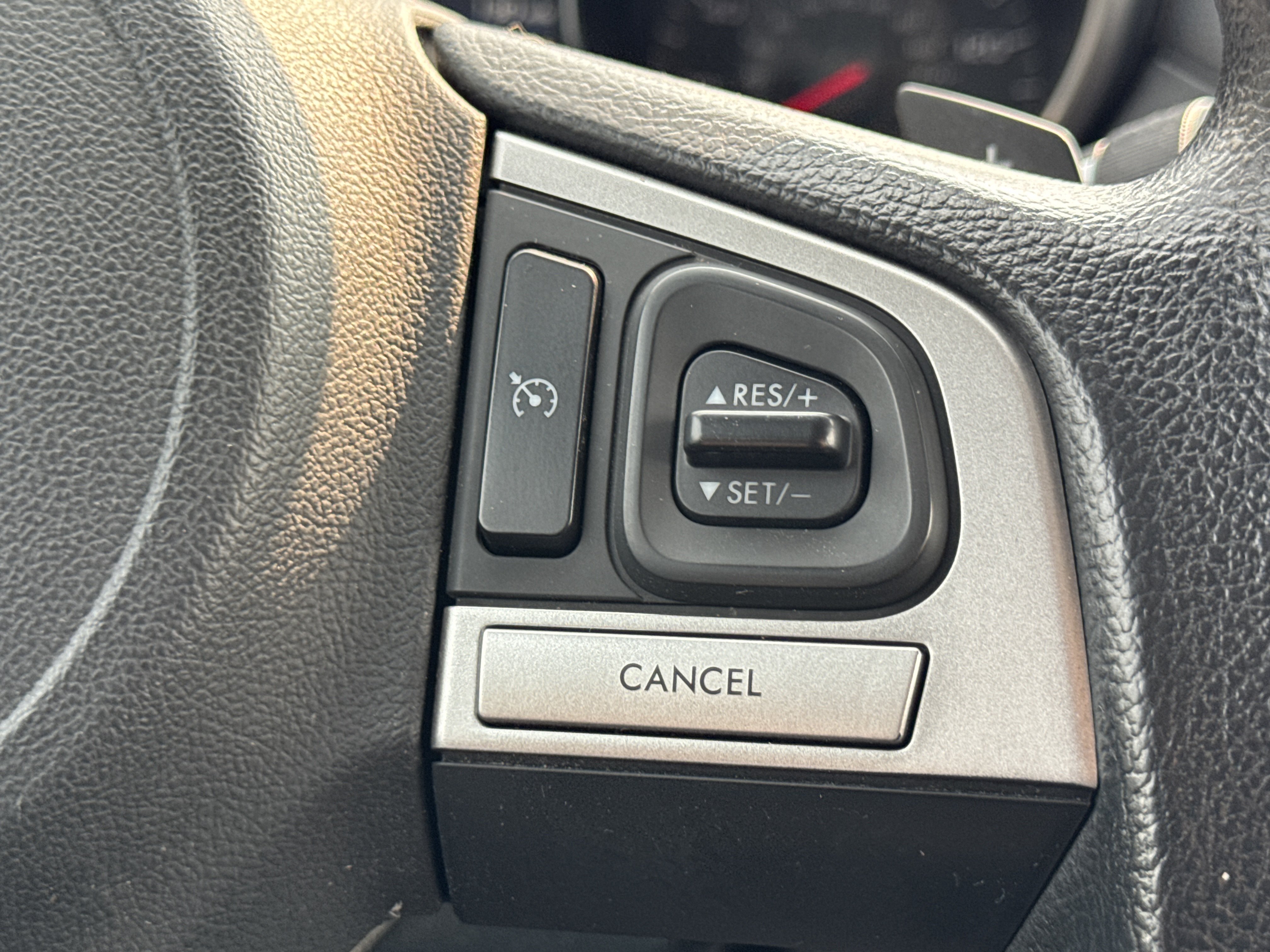 Used 2015 Subaru Legacy 2.5i AWD/4WD image 8