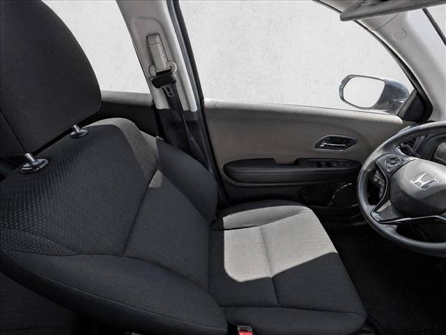 Used 2018 Honda HR-V EX image 16