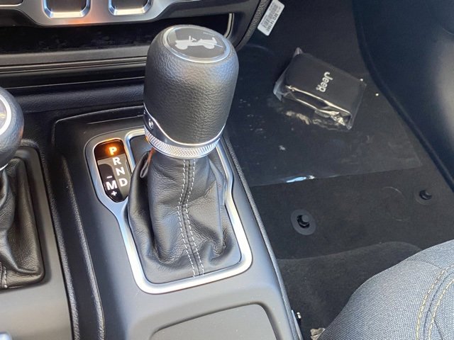 New 2026 Chevrolet Corvette Stingray Convertible w/ 1LT image 23