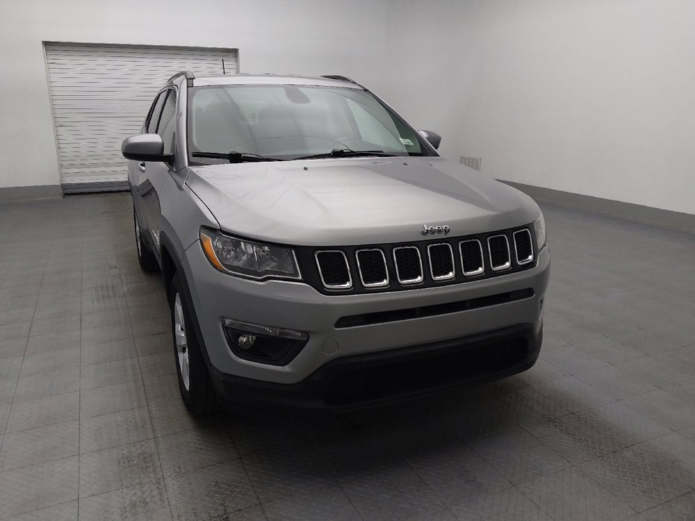Used 2019 Jeep Compass Latitude w/ Popular Equipment Group AWD/4WD image 14