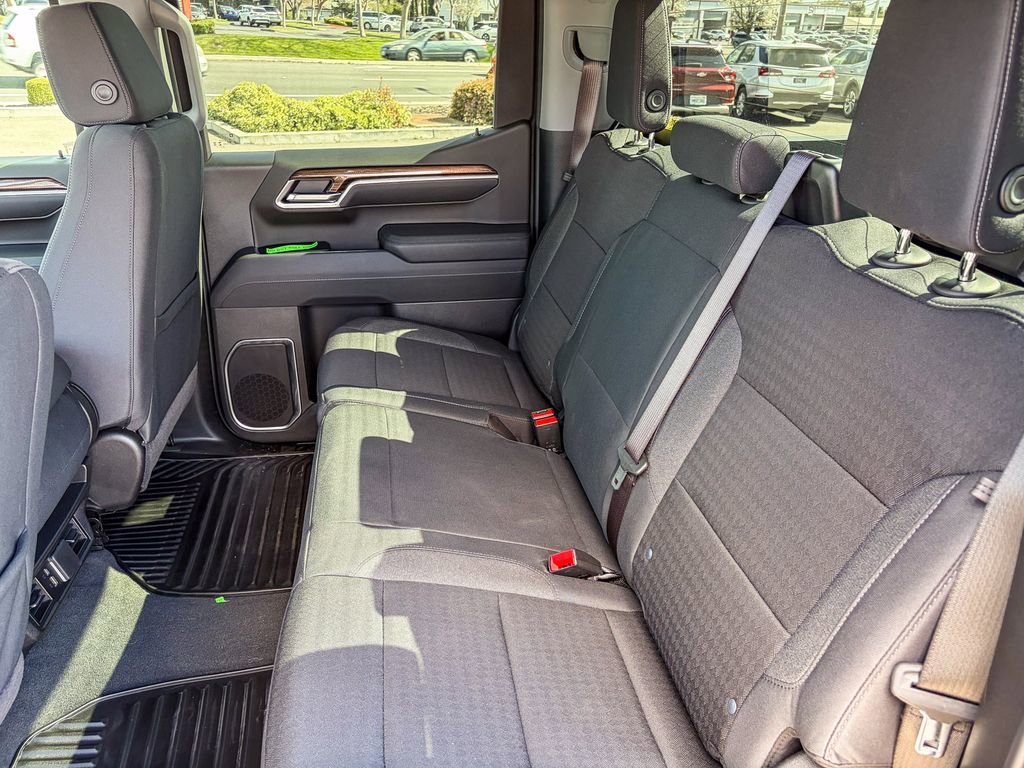 Used 2026 Chevrolet Silverado 1500 LT image 17