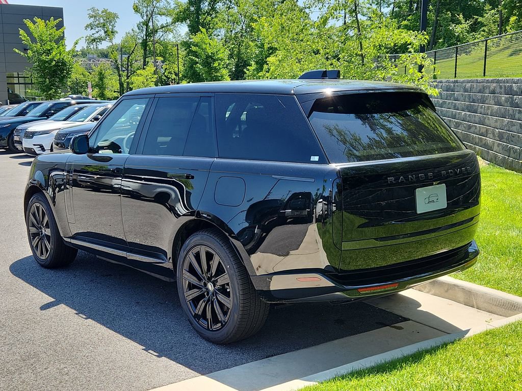 New 2025 Land Rover Range Rover SE image 12
