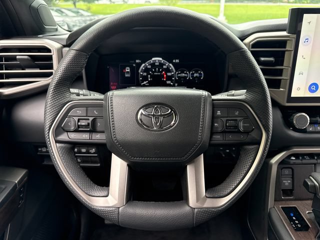 Used 2025 Toyota Tundra Limited AWD/4WD image 22