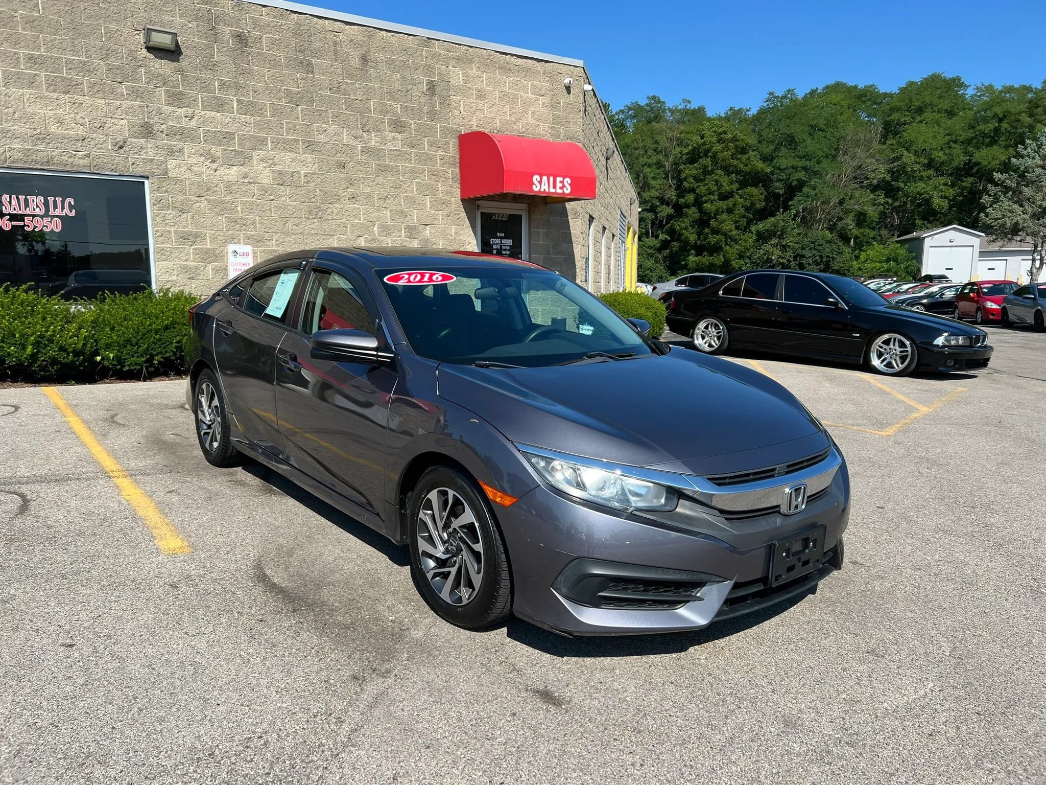 Used 2016 Honda Civic EX image 3