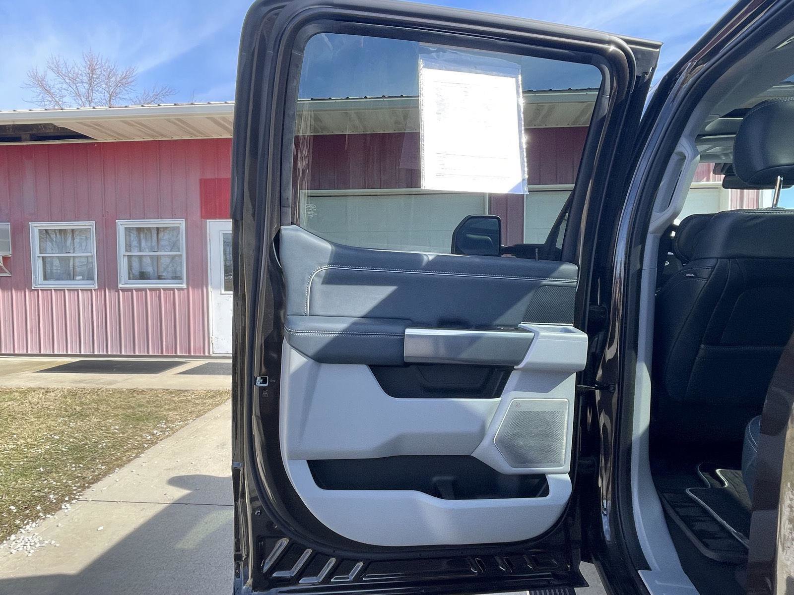 Used 2024 Ford F250 Limited w/ FX4 Off-Road Package image 25