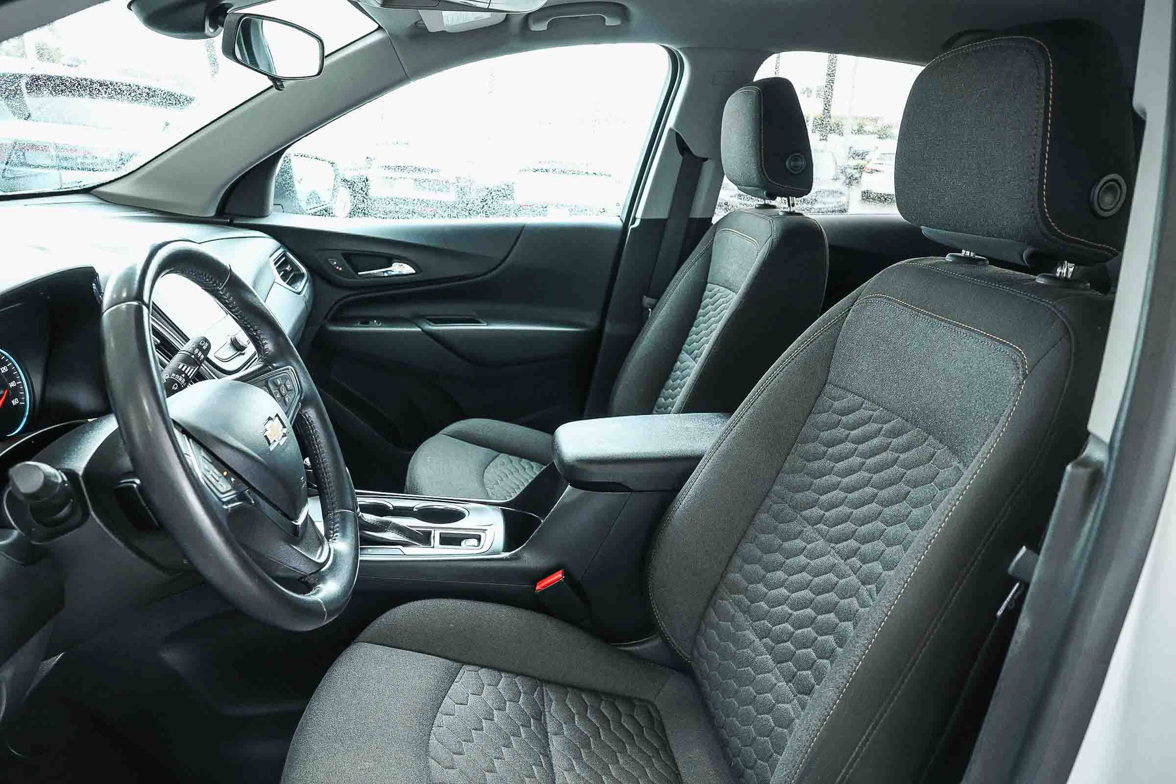 Used 2020 Chevrolet Equinox LT image 22