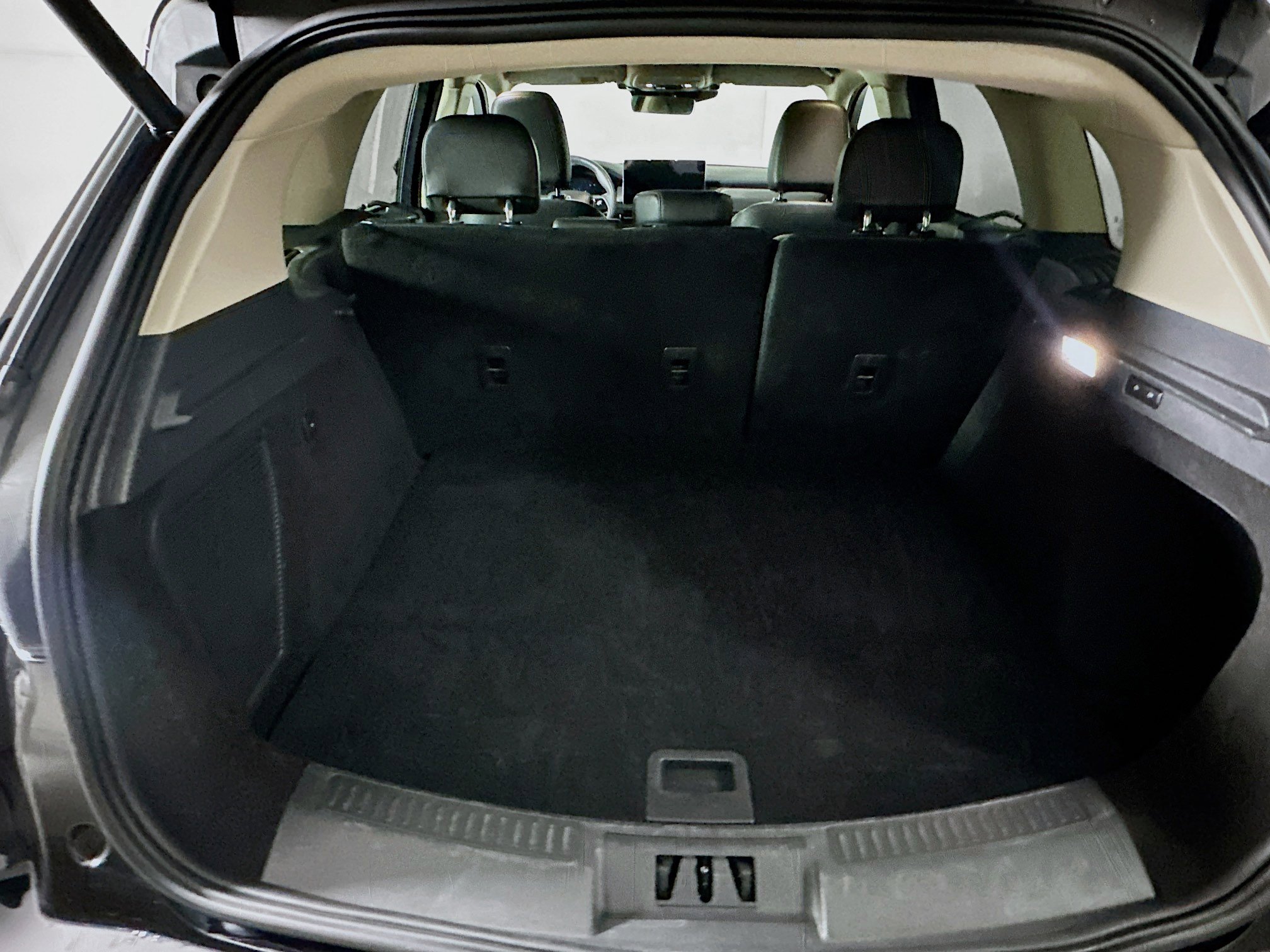 Used 2024 Lincoln Corsair Reserve w/ Equipment Group 201A image 28