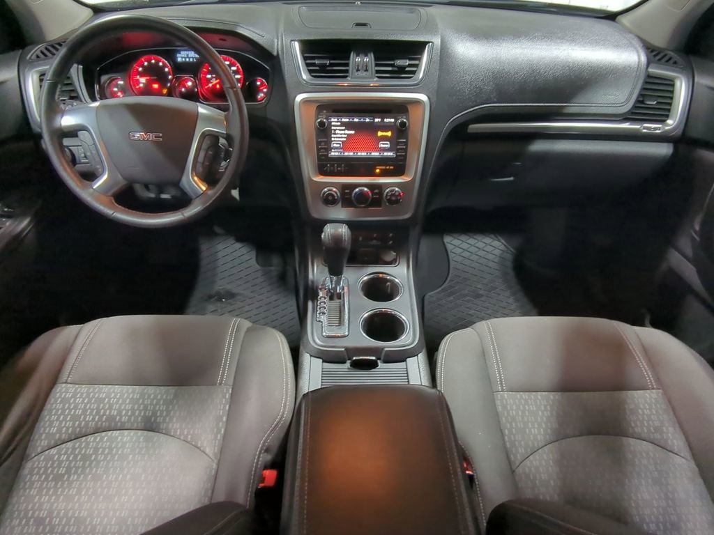 Used 2015 GMC Acadia SLE image 28