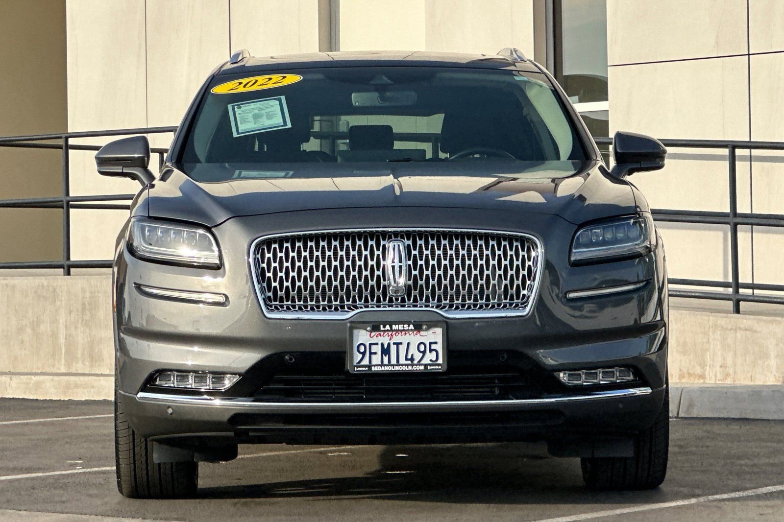 Used 2022 Lincoln Nautilus Reserve w/ Equipment Group 202A image 8