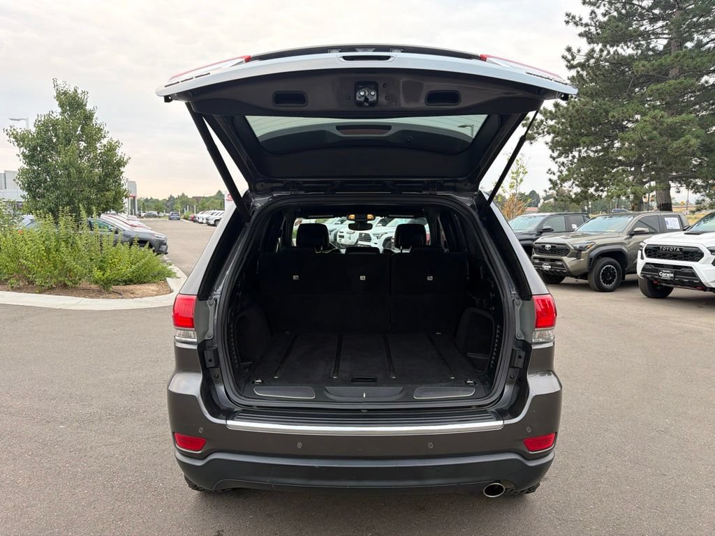 Used 2017 Jeep Grand Cherokee Limited AWD/4WD image 17