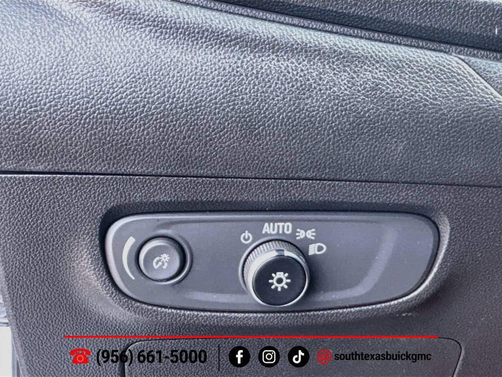 Used 2025 Buick Encore GX Sport Touring w/ Advanced Technology Package FWD image 20